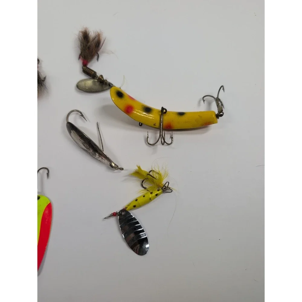 Fishing Lure Lot of‎ 17 Vintage